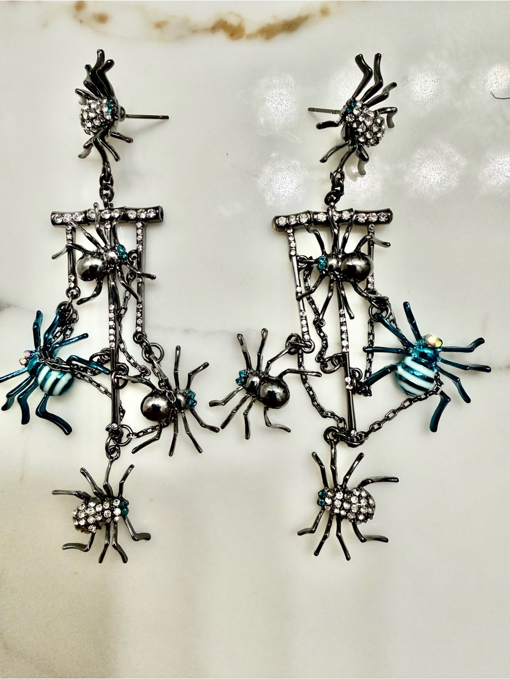 Betsey Johnson Black and Blue Spider Chandelier Earrings 4” long NWT